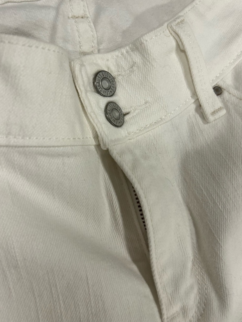 Levi’s 529 curvy Women's White Bootcut Jeans - Picture 5 of 6
